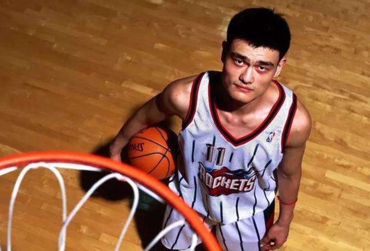 也为他后来